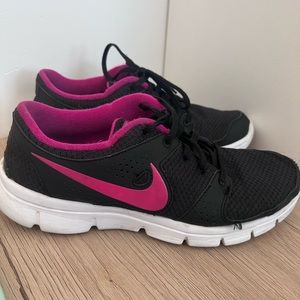 Nike sneaker 6.5